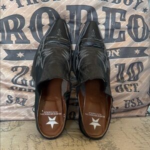 Redneck Riviera Black Leather Womens Mules